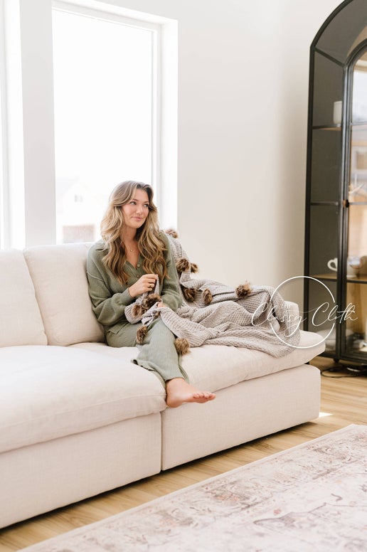 Chenille Pom Blanket: Grey