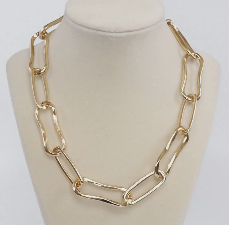 Oversized Gold Link Necklace